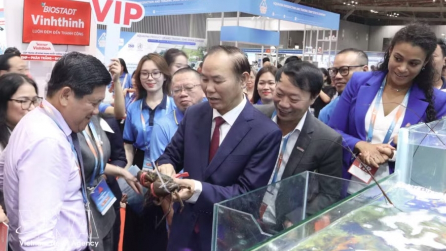 Vietnam hosts first comprehensive fisheries tech expo